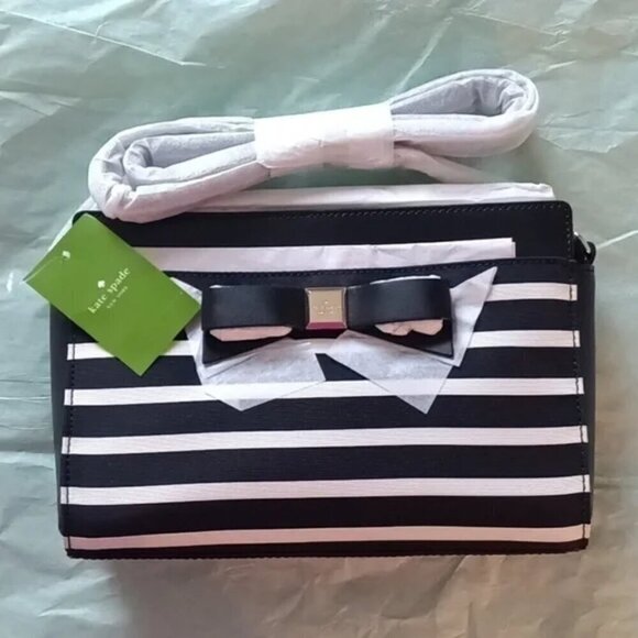 Kate Spade Handbags - NWT Kate Spade Crossbody Bag Angelica style with pink Montford Park lining